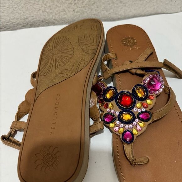 Yellow Box Grapefruit Embellished T-Strap Sandals Size 9 - Picture 5 of 8